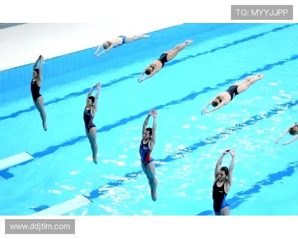 跳水运动的艺术与竞技:从技巧突破到心理挑战的全面解析 跳水运动的艺术与竞技:从技巧突破到心理挑战的全面解析