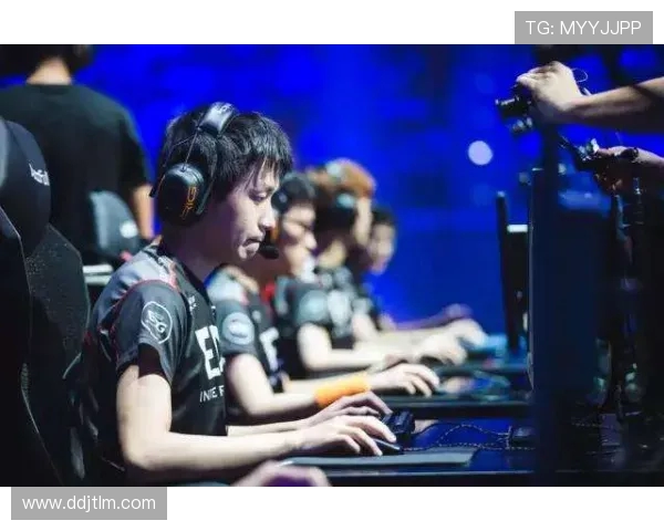 CSGO团队协作实力大比拼EDG荣登第三名引发热议