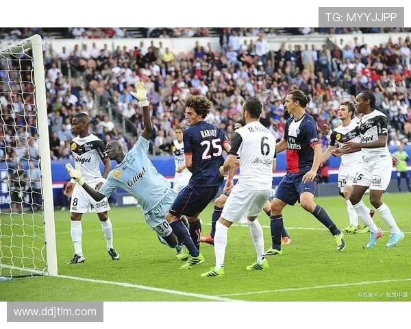 布拉格斯与皮尔森的精彩对决揭示足球战术与团队合作的重要性 布拉格斯与皮尔森的精彩对决揭示足球战术与团队合作的重要性